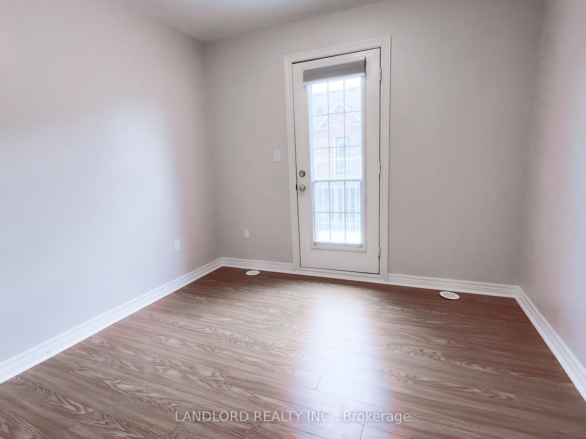 Photo 20 of 38 Carnahan Terrace, Toronto, East End-Danforth — HOMEH