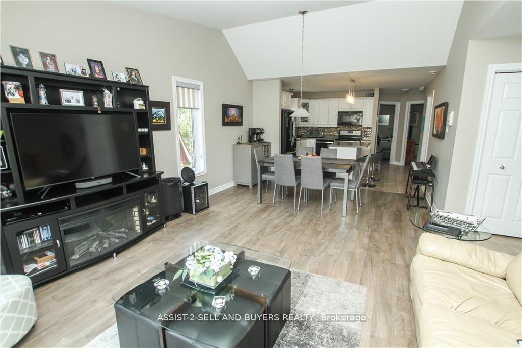 Photo 6 of Unit 214, 226 First Street E, Cornwall — HOMEH