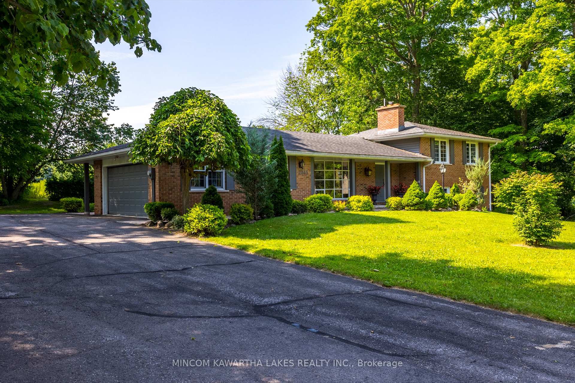 Photo 1 of 2045 Sherbrooke Street W, Cavan Monaghan, Cavan-Monaghan — HOMEH