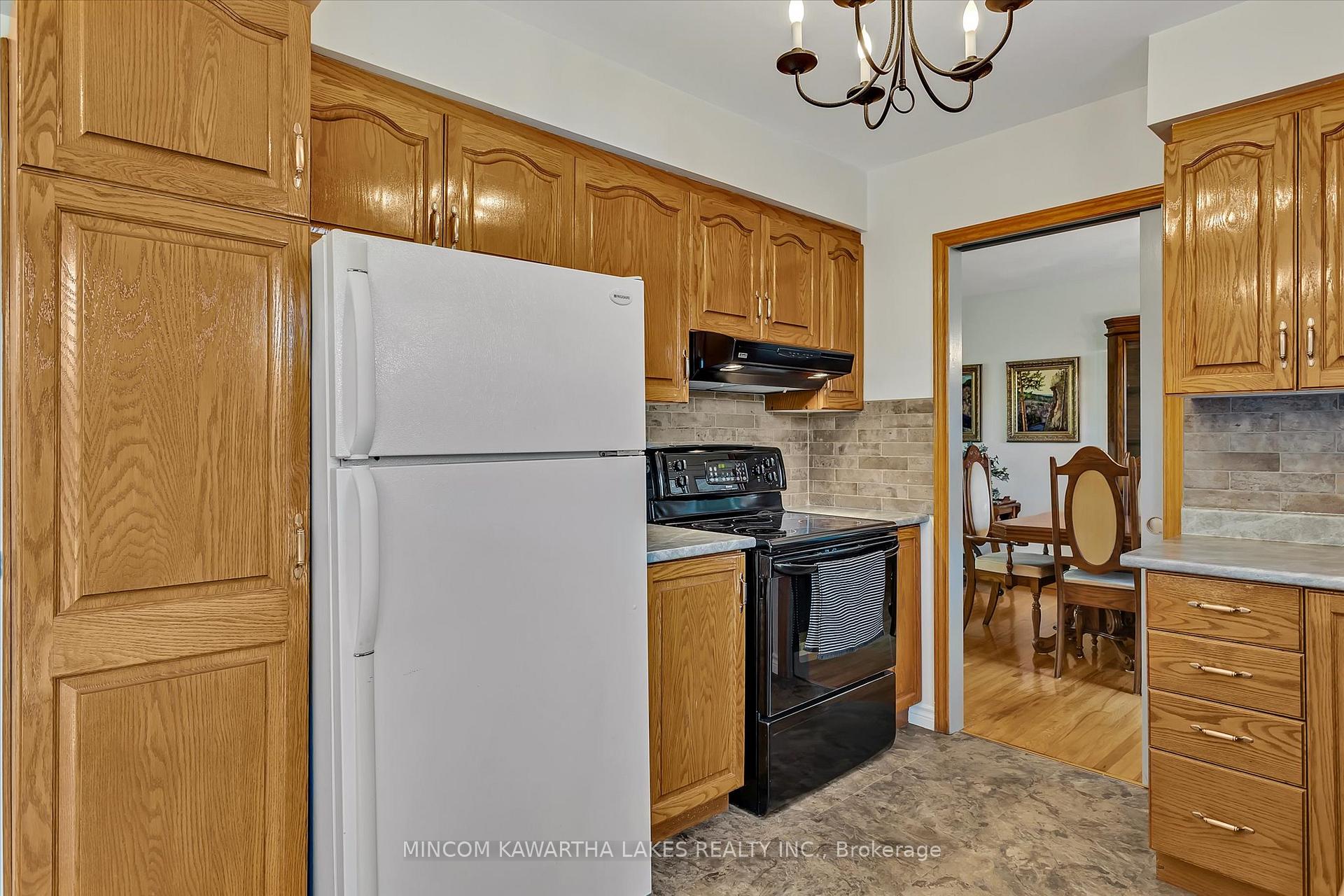 Photo 12 of 2045 Sherbrooke Street W, Cavan Monaghan, Cavan-Monaghan — HOMEH