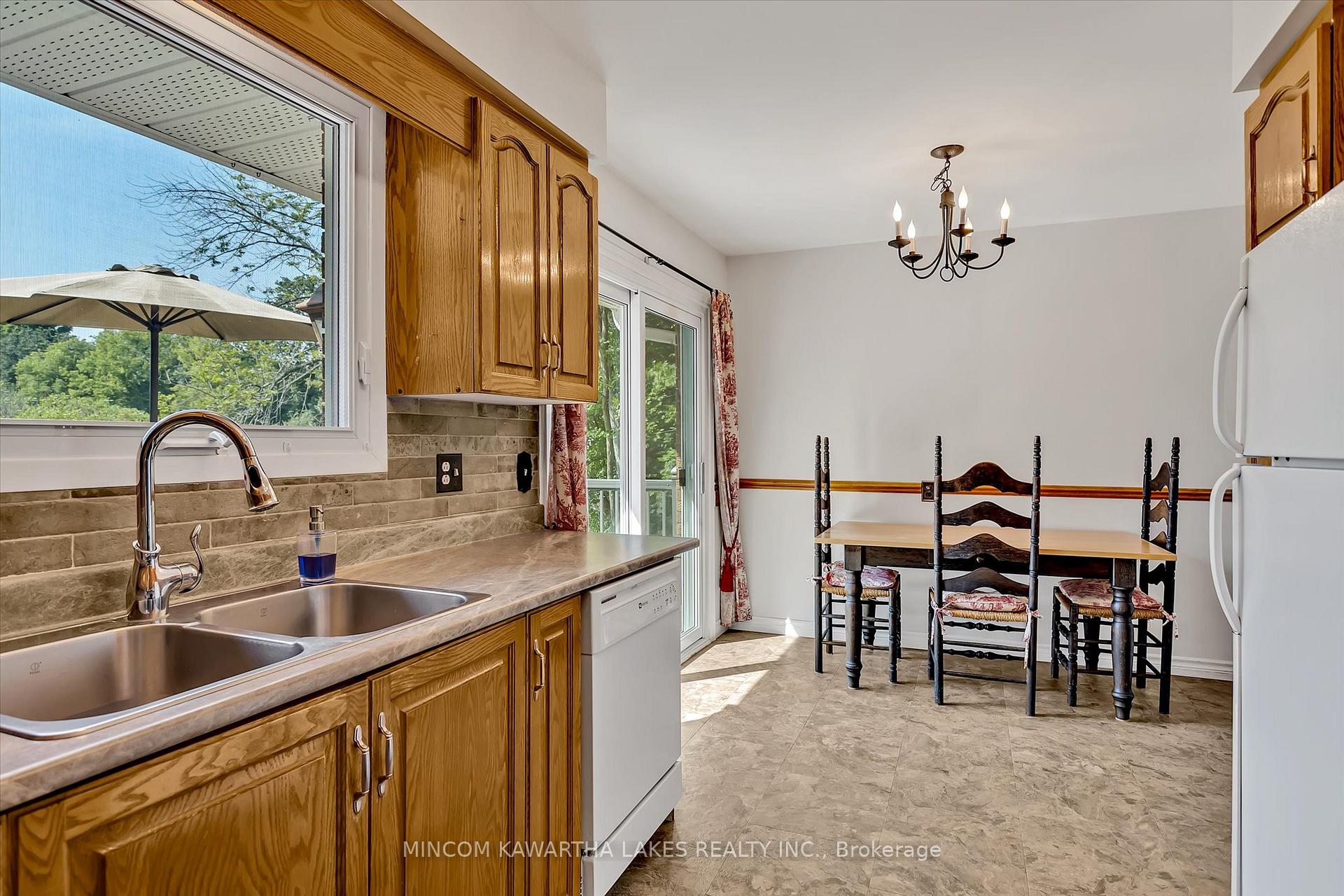 Photo 13 of 2045 Sherbrooke Street W, Cavan Monaghan, Cavan-Monaghan — HOMEH