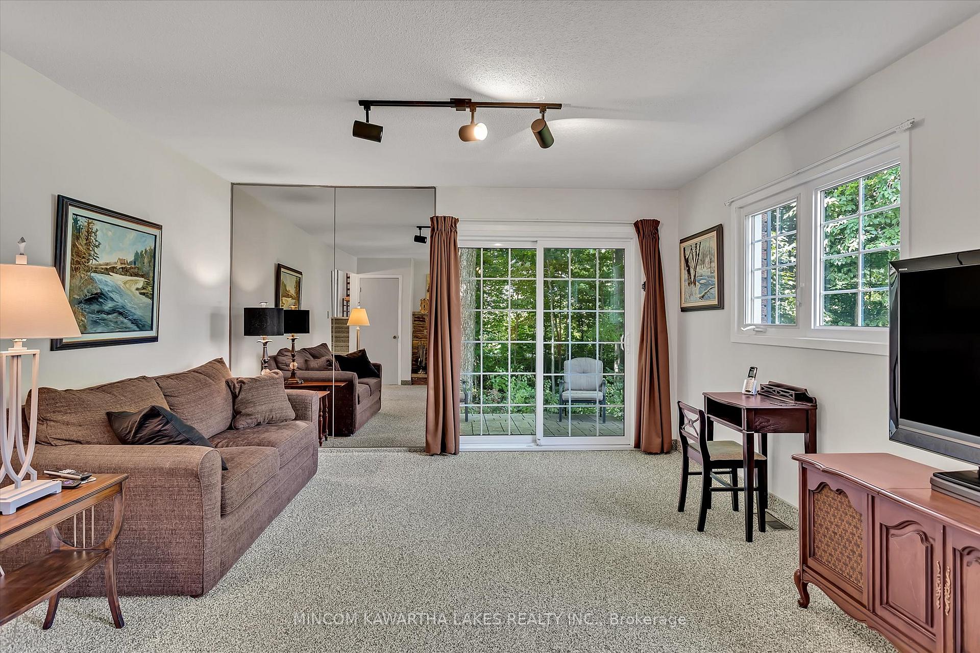 Photo 26 of 2045 Sherbrooke Street W, Cavan Monaghan, Cavan-Monaghan — HOMEH