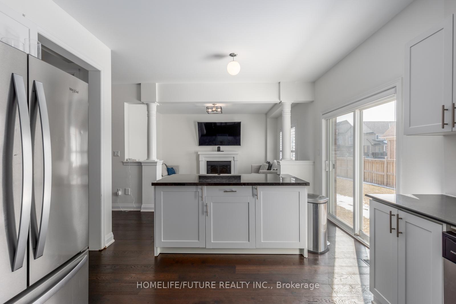 Photo 11 of Unit Main, 283 Kenneth Cole Drive, Clarington, Bowmanville — HOMEH