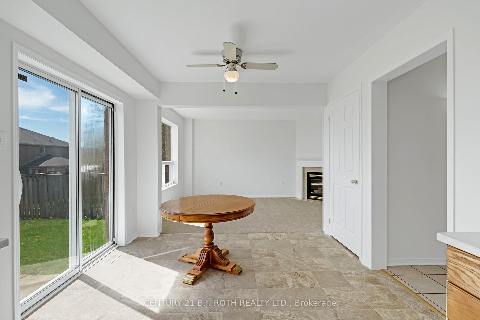 Photo 9 of 165 Taylor Drive, Barrie, Bayshore — HOMEH