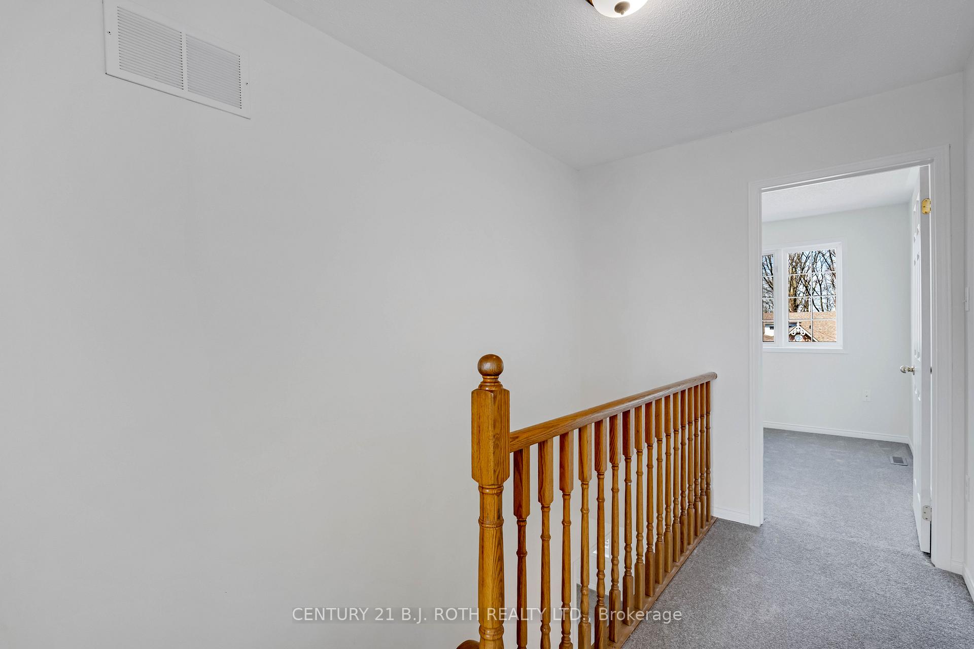 Photo 16 of 165 Taylor Drive, Barrie, Bayshore — HOMEH