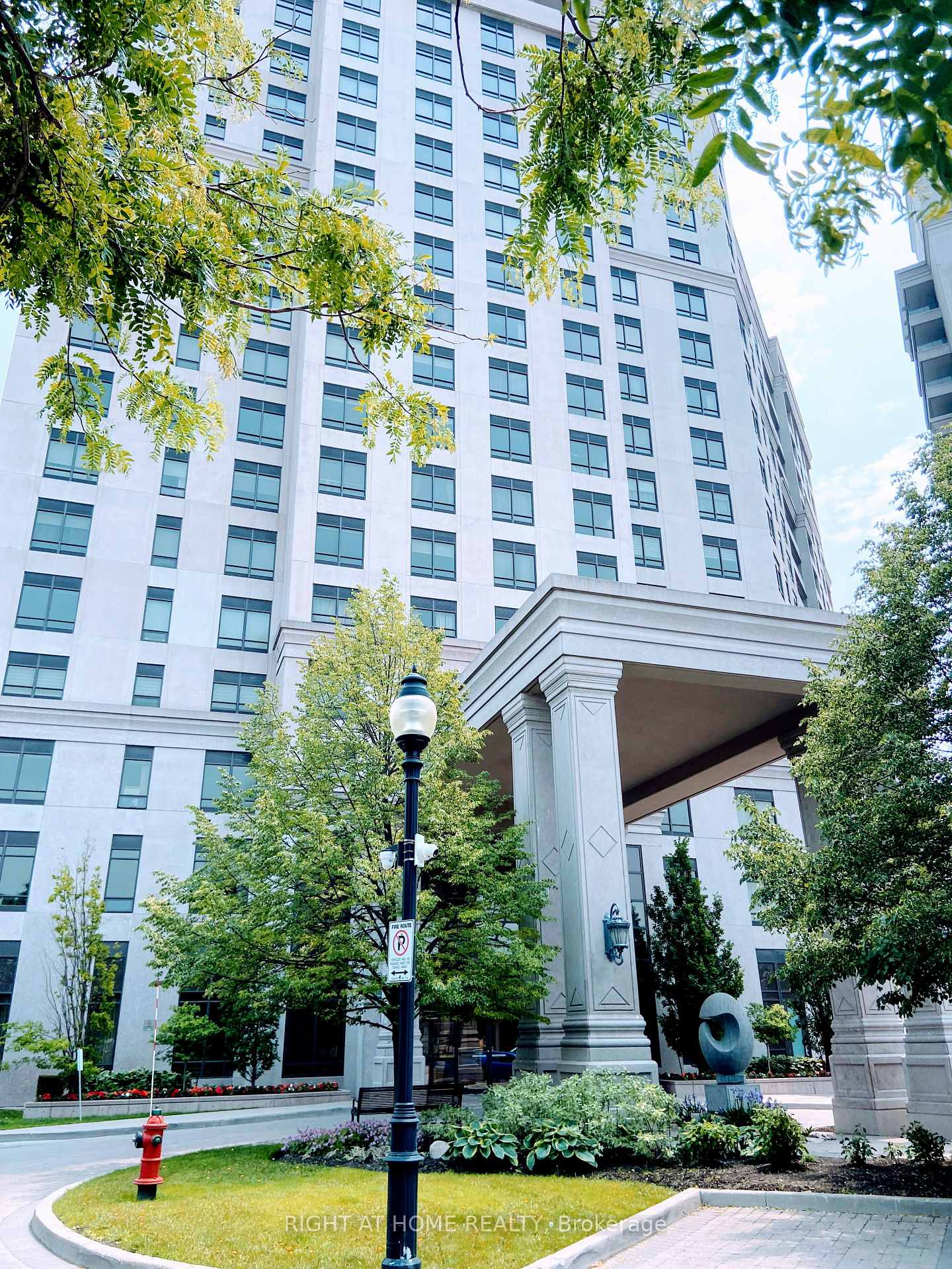 Front of Unit 1115, 9255 Jane Street