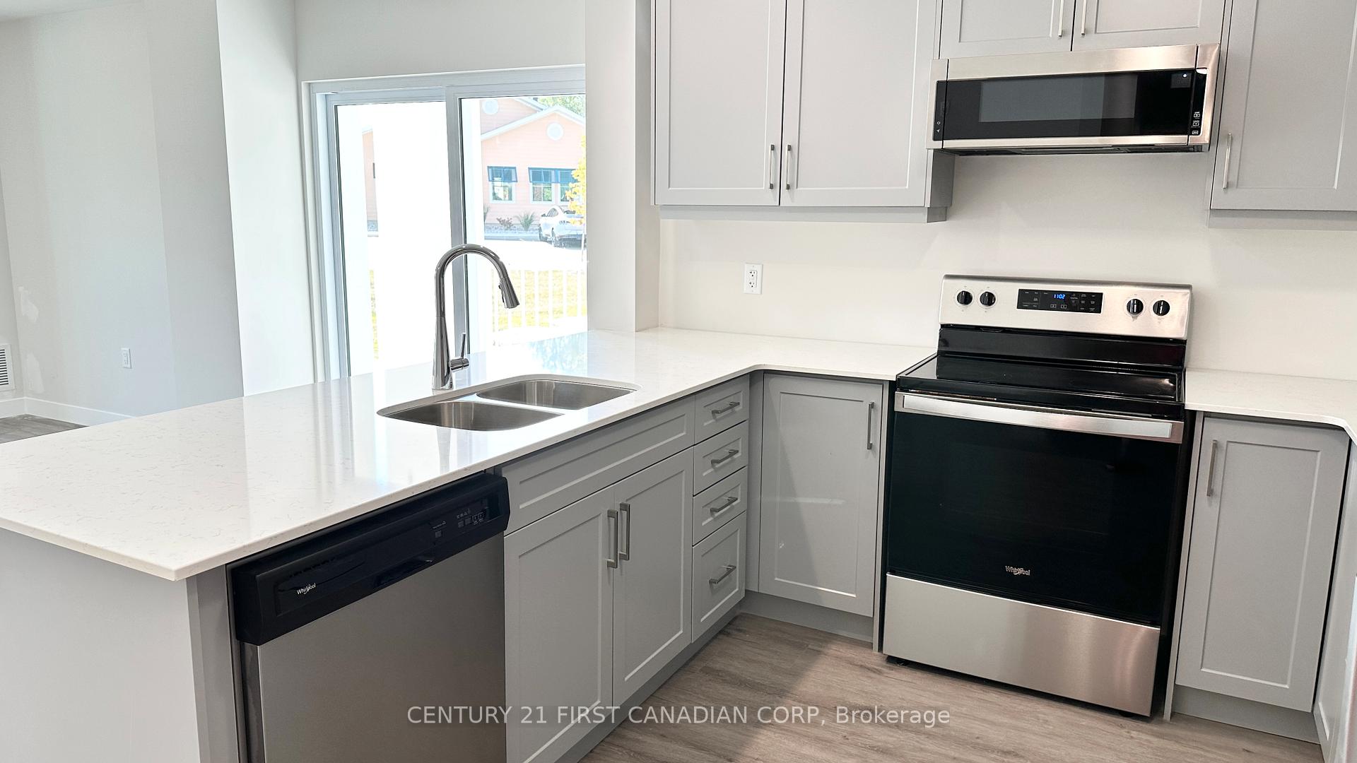 Photo 11 of Unit 110, 100 The Promenade, Central Elgin, Rural Central Elgin — HOMEH