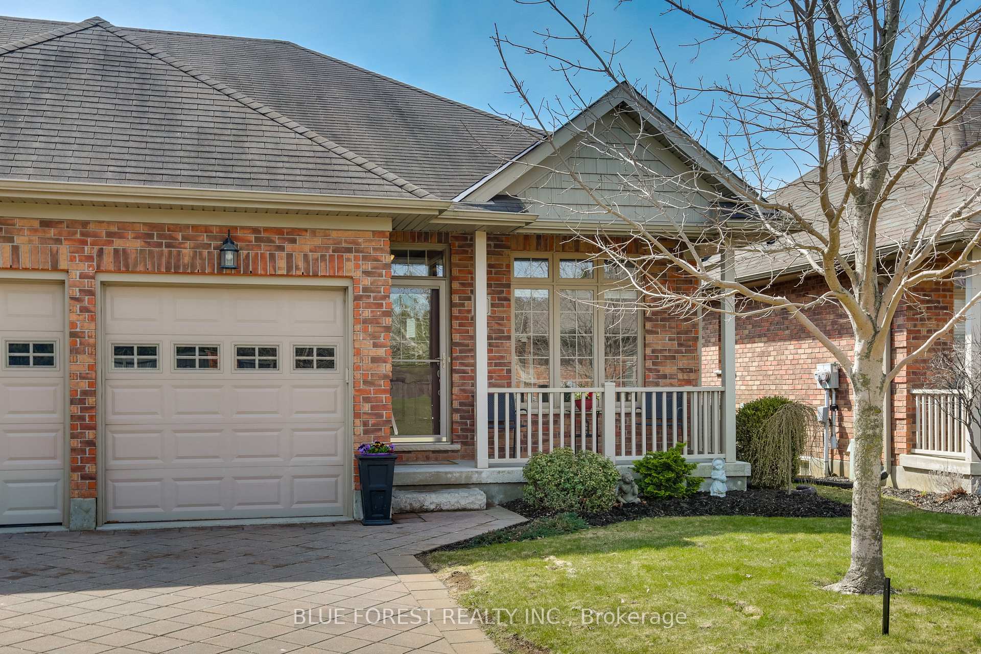 Photo 2 of Unit 9, 10 Foxhollow Drive, Thames Centre, Dorchester — HOMEH
