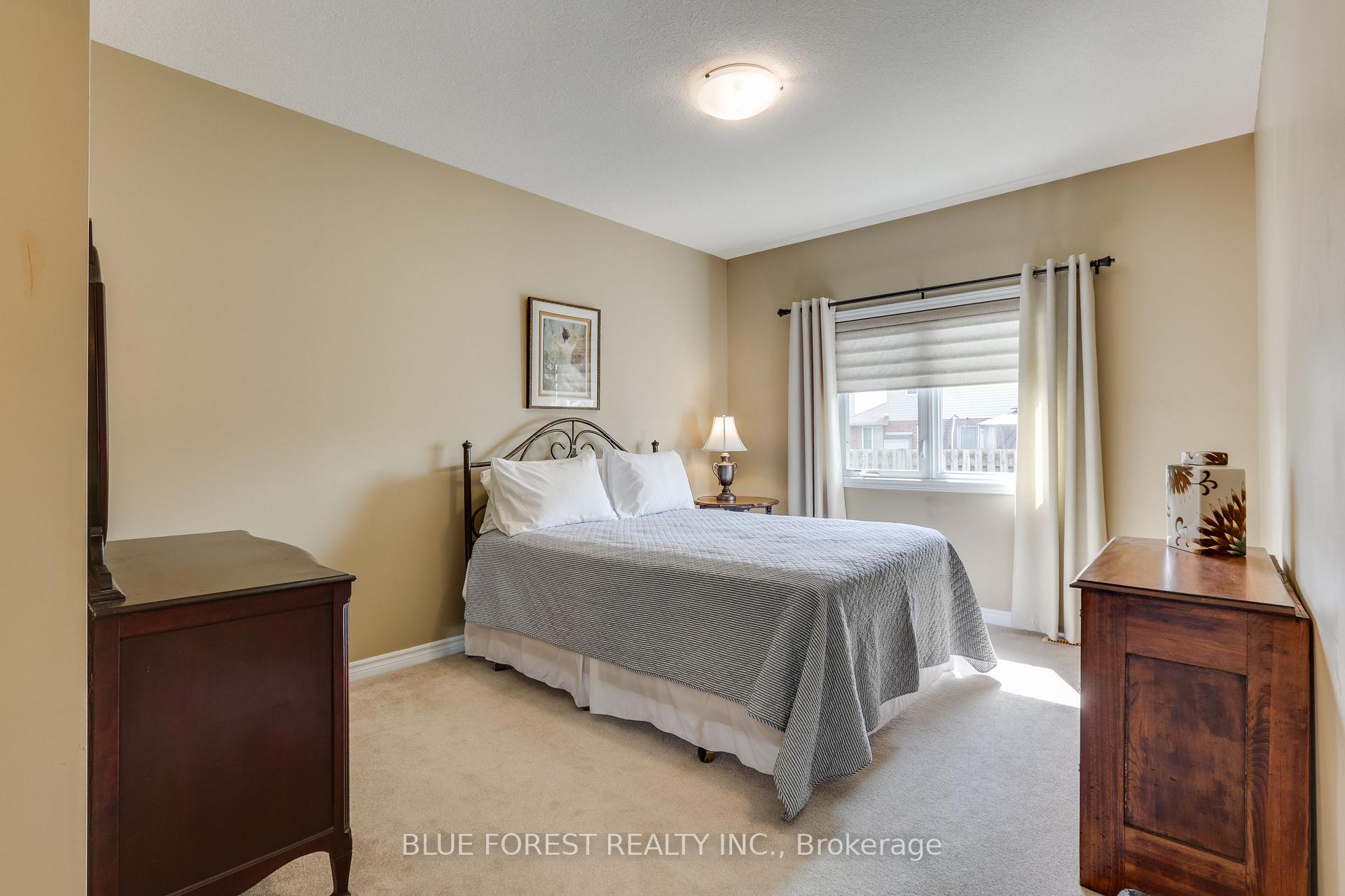 Photo 18 of Unit 9, 10 Foxhollow Drive, Thames Centre, Dorchester — HOMEH