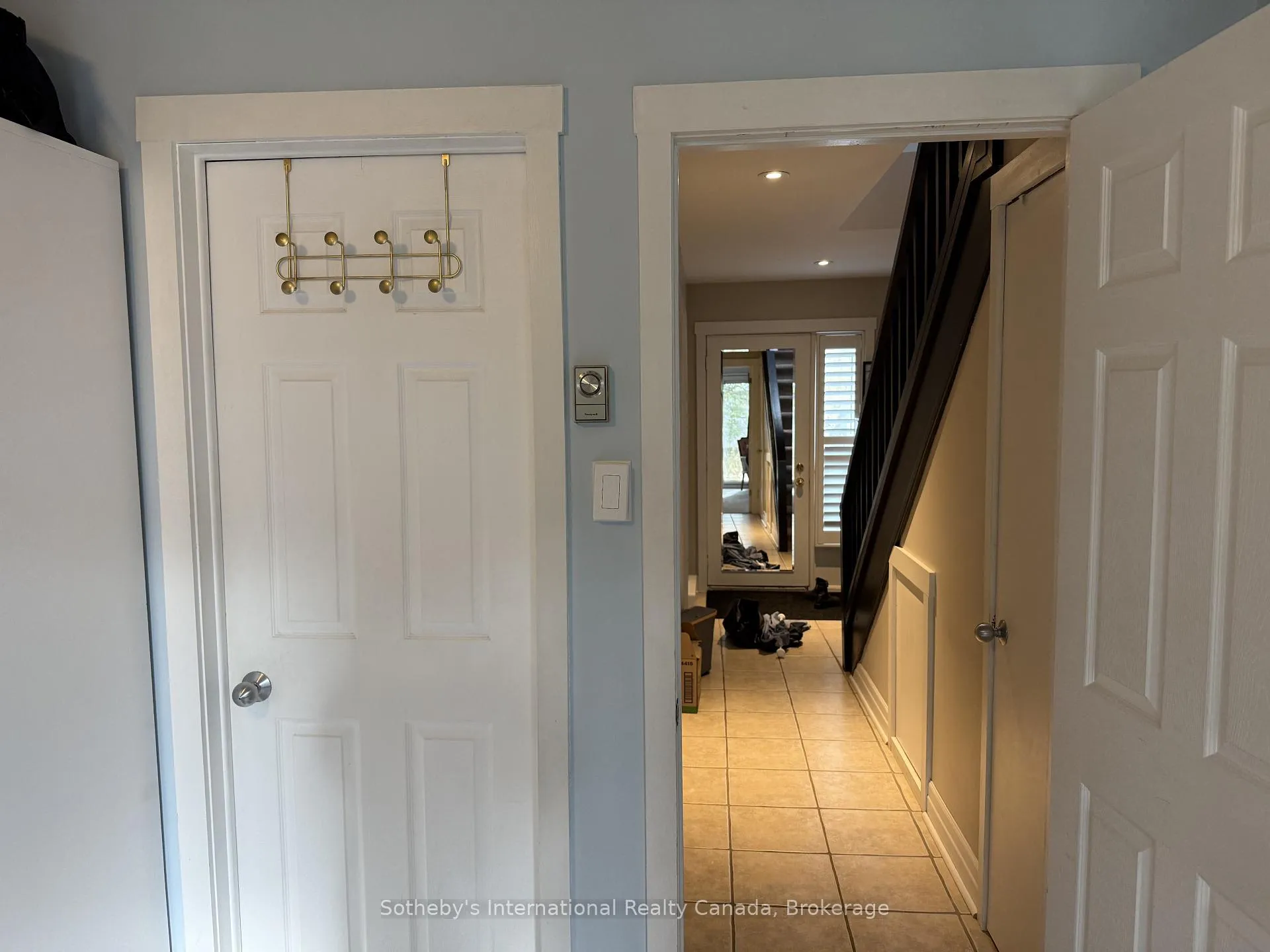 Photo 6 of 439 Oxbow Crescent, Collingwood — HOMEH