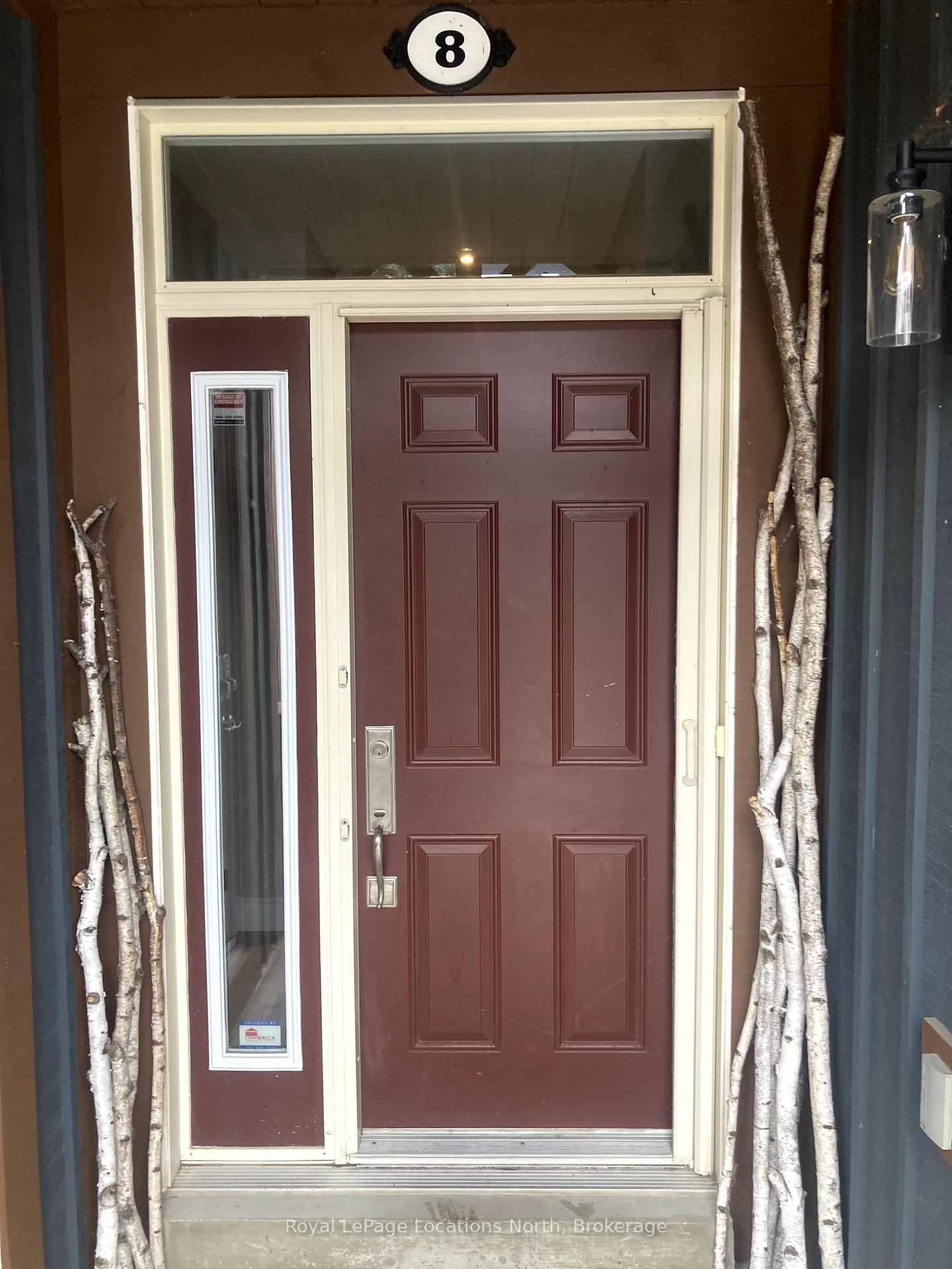 Photo 1 of Unit 16, 8 Wildrose Trail, Collingwood — HOMEH