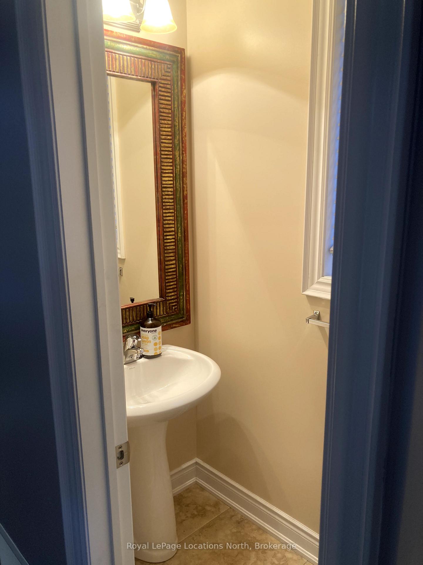 Photo 10 of Unit 16, 8 Wildrose Trail, Collingwood — HOMEH