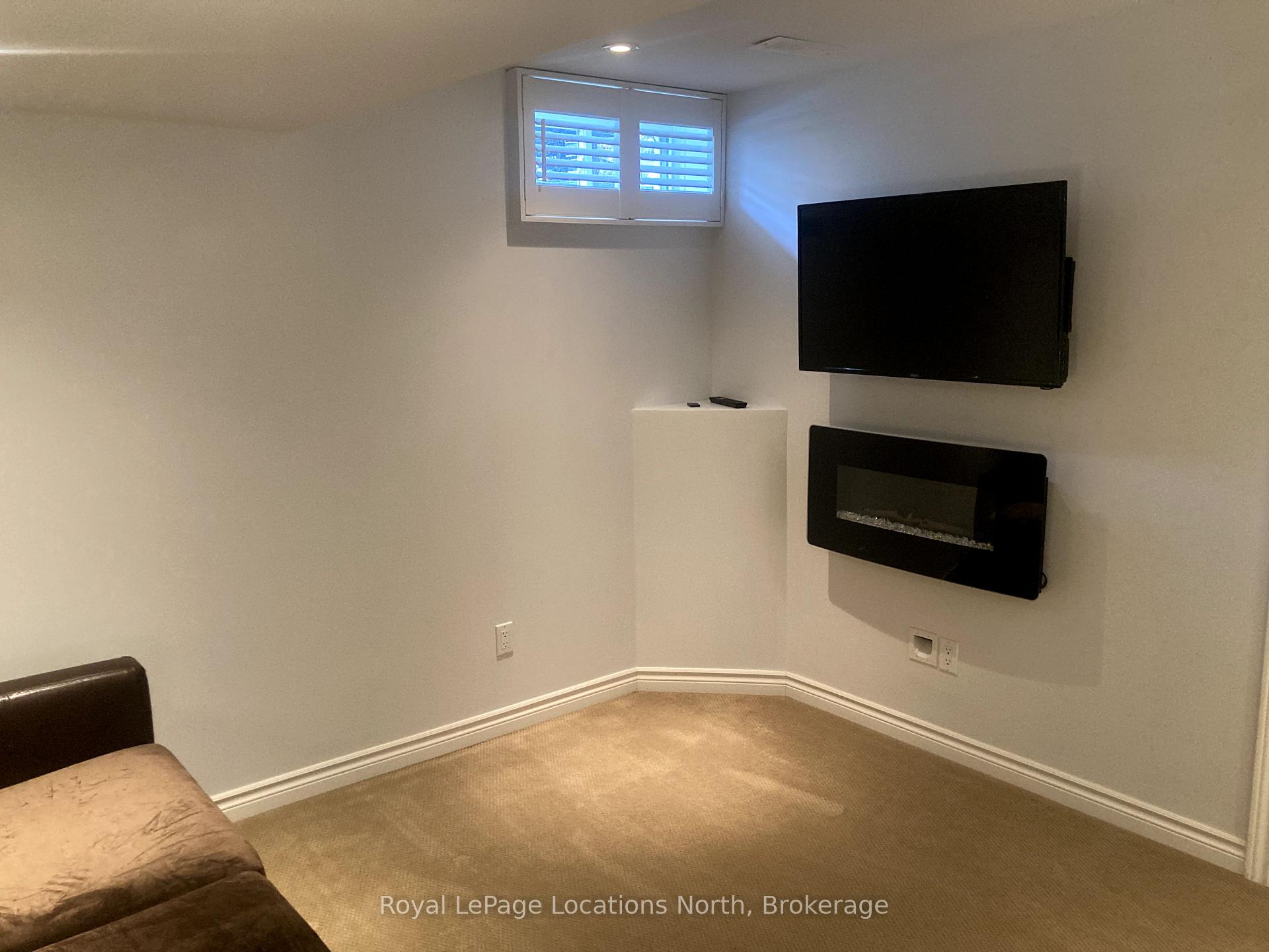 Photo 18 of Unit 16, 8 Wildrose Trail, Collingwood — HOMEH