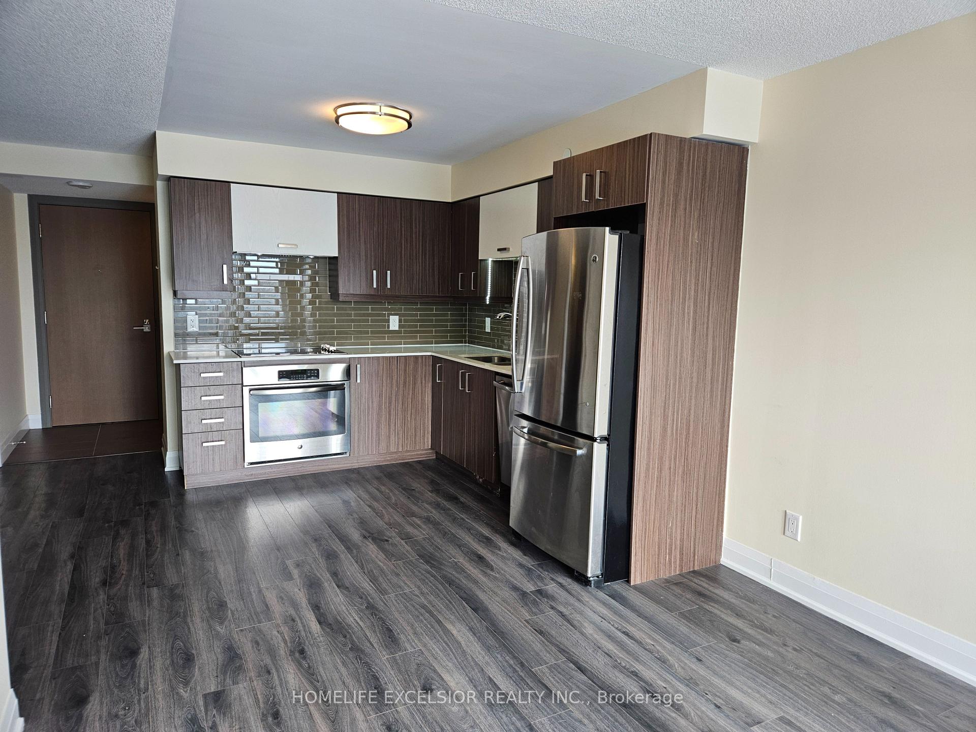 Photo 3 of Unit 715, 18 Uptown Drive, Markham, Unionville — HOMEH
