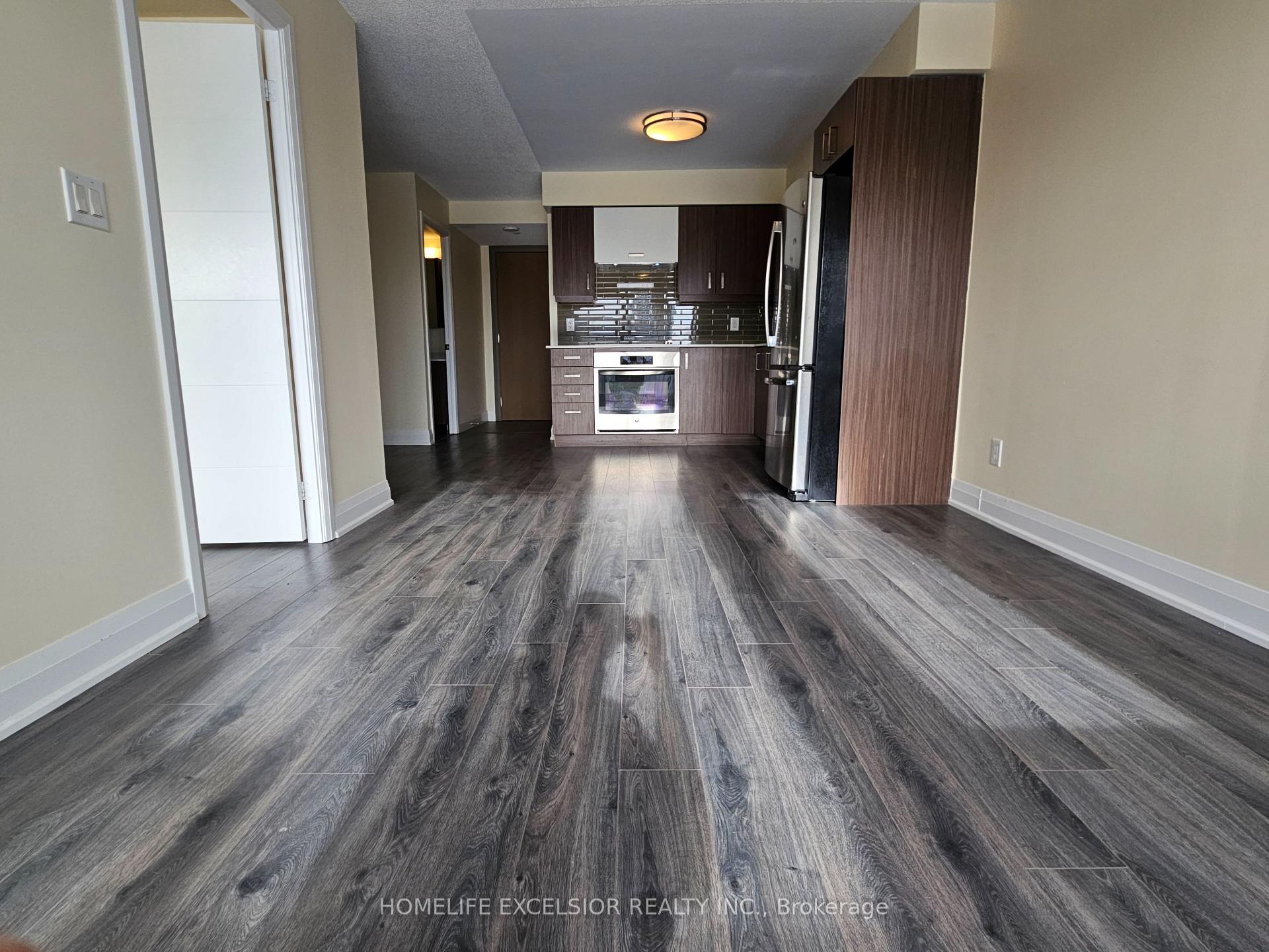 Photo 4 of Unit 715, 18 Uptown Drive, Markham, Unionville — HOMEH