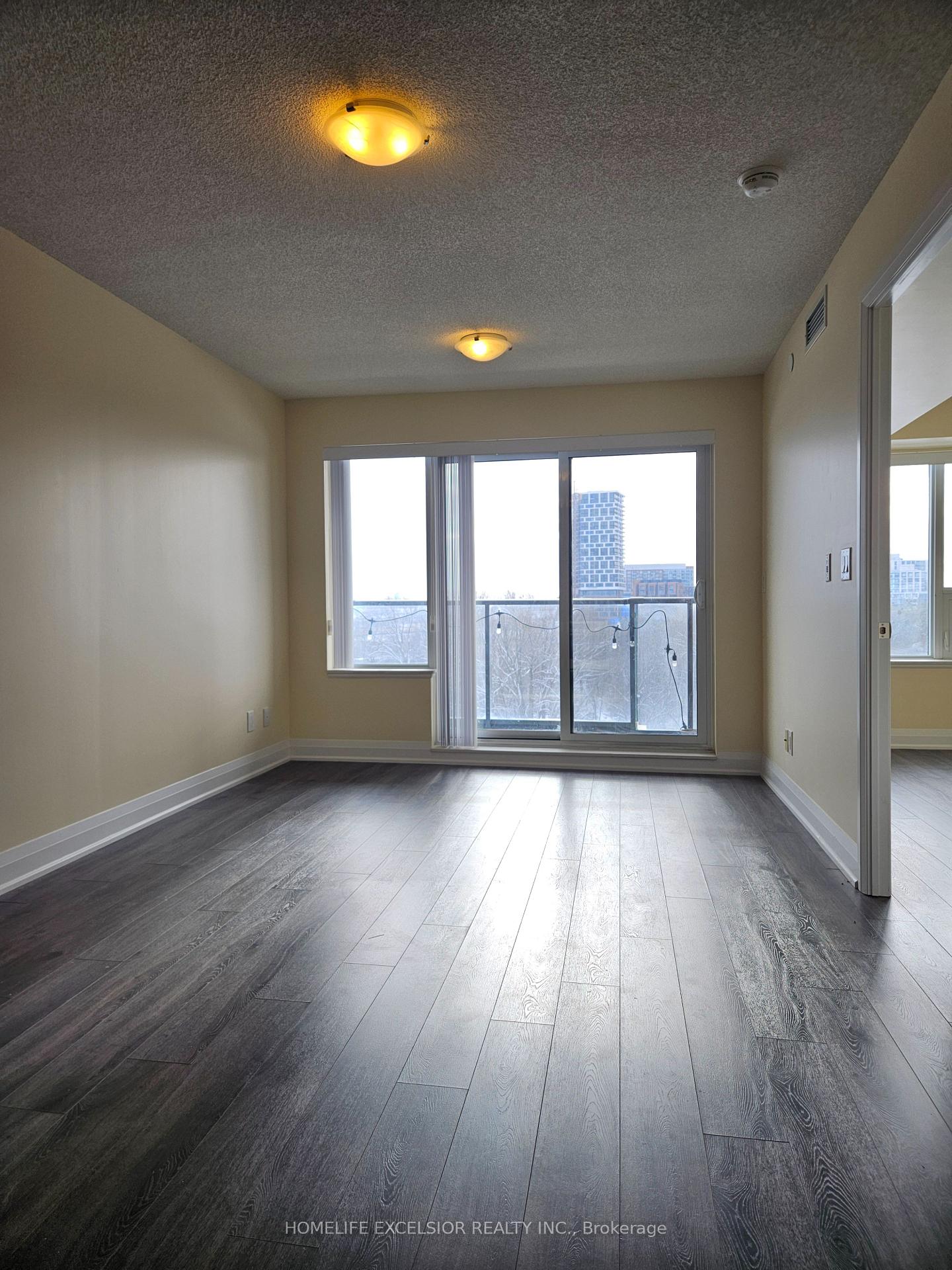 Photo 5 of Unit 715, 18 Uptown Drive, Markham, Unionville — HOMEH