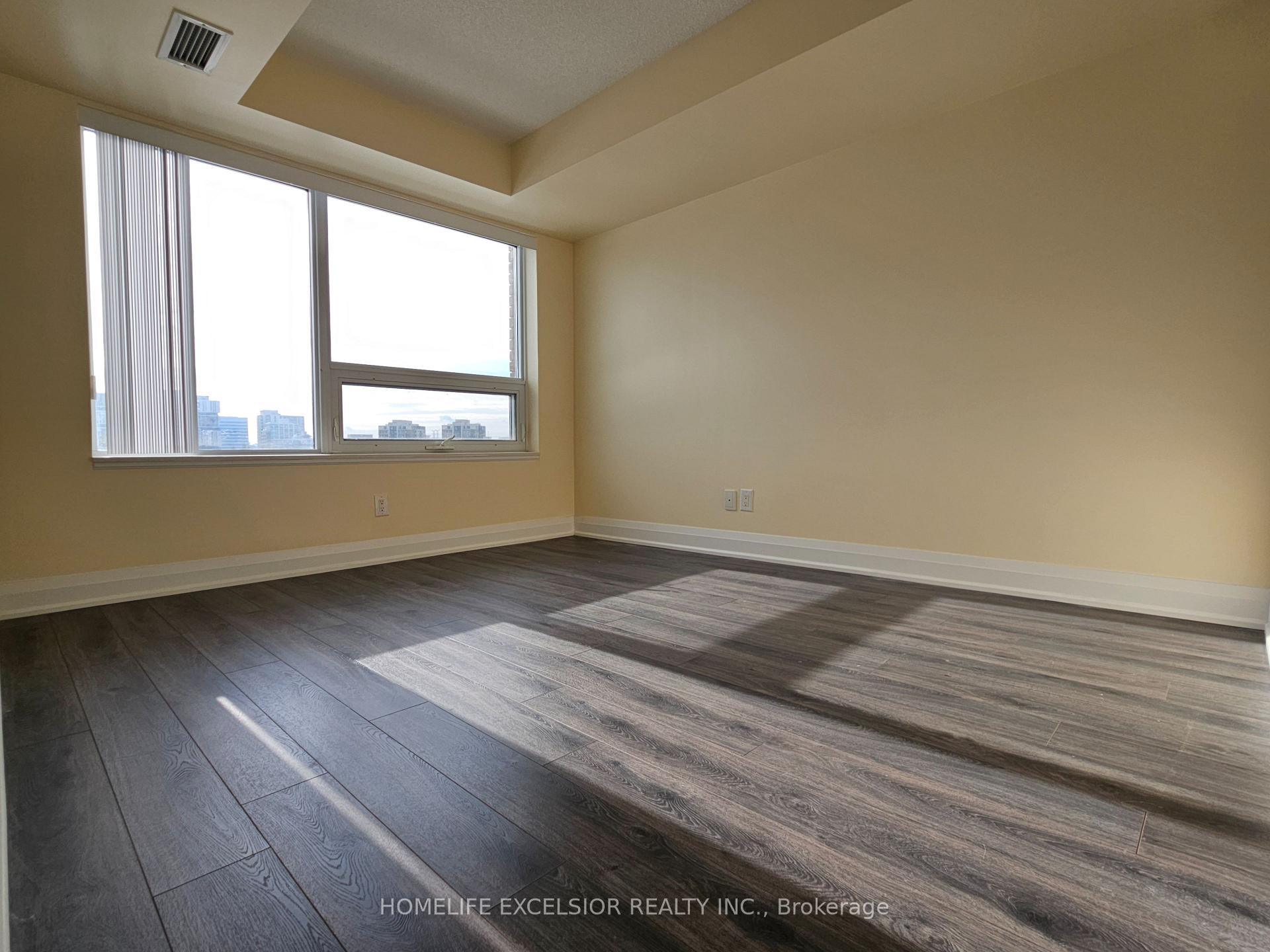 Photo 6 of Unit 715, 18 Uptown Drive, Markham, Unionville — HOMEH