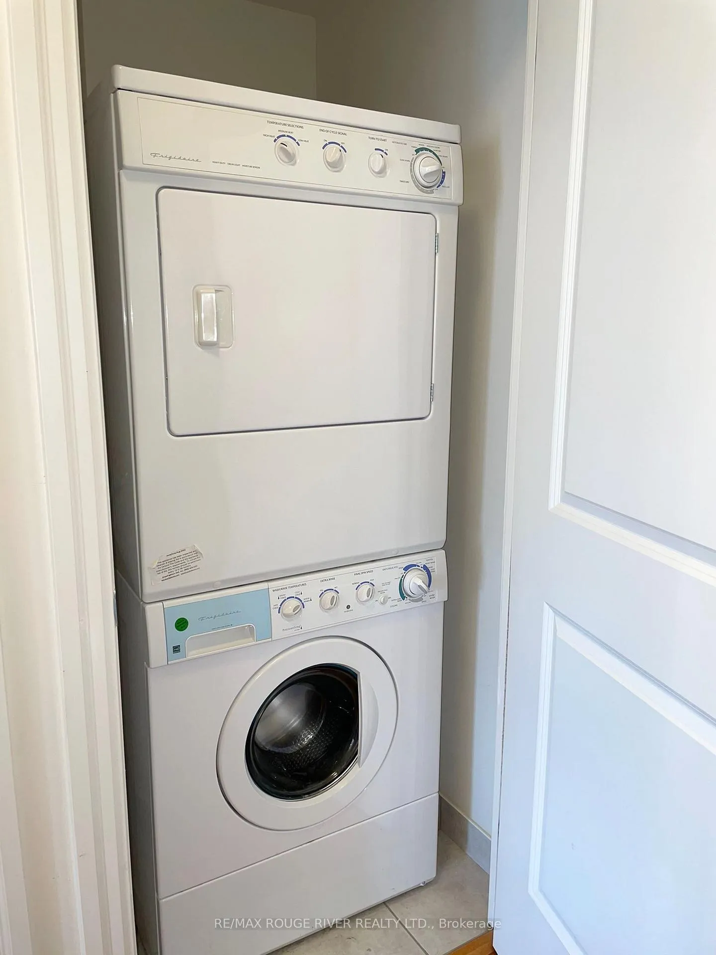 Photo 17 of Unit 319, 111 Upper Duke Crescent, Markham, Unionville — HOMEH