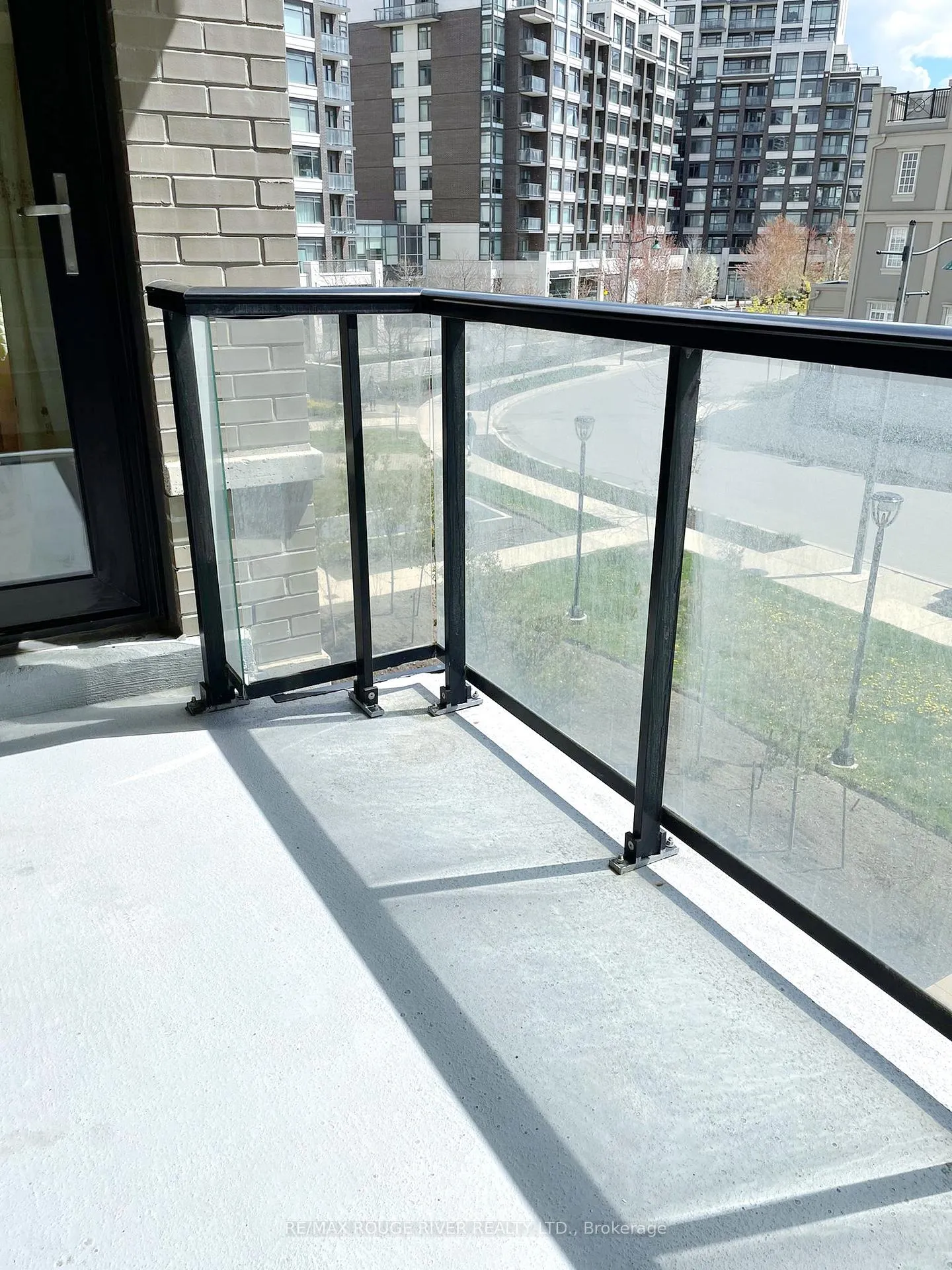 Photo 19 of Unit 319, 111 Upper Duke Crescent, Markham, Unionville — HOMEH