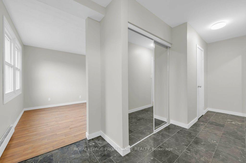 Photo 8 of Unit 77, 25 Tracey Park Drive, Belleville, Belleville Ward — HOMEH