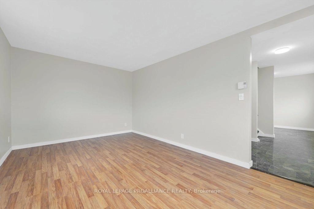 Photo 10 of Unit 77, 25 Tracey Park Drive, Belleville, Belleville Ward — HOMEH