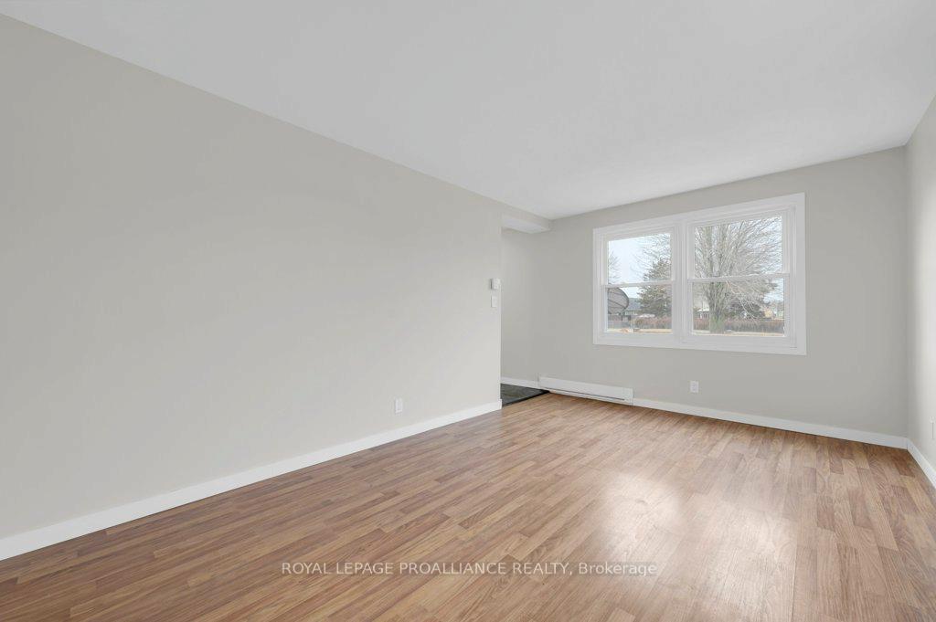 Photo 12 of Unit 77, 25 Tracey Park Drive, Belleville, Belleville Ward — HOMEH