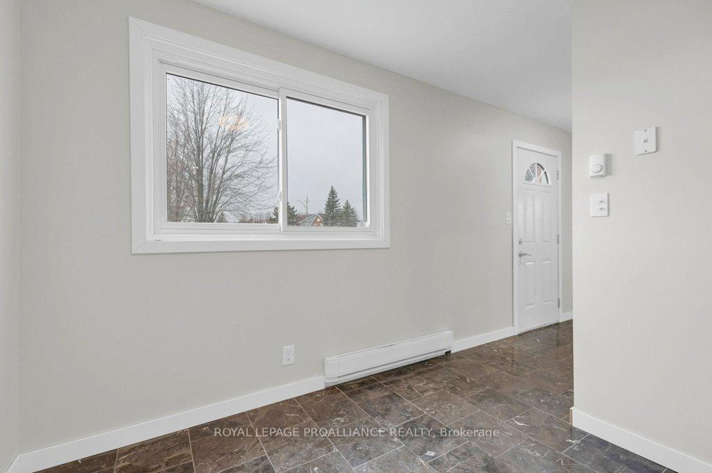 Photo 14 of Unit 77, 25 Tracey Park Drive, Belleville, Belleville Ward — HOMEH