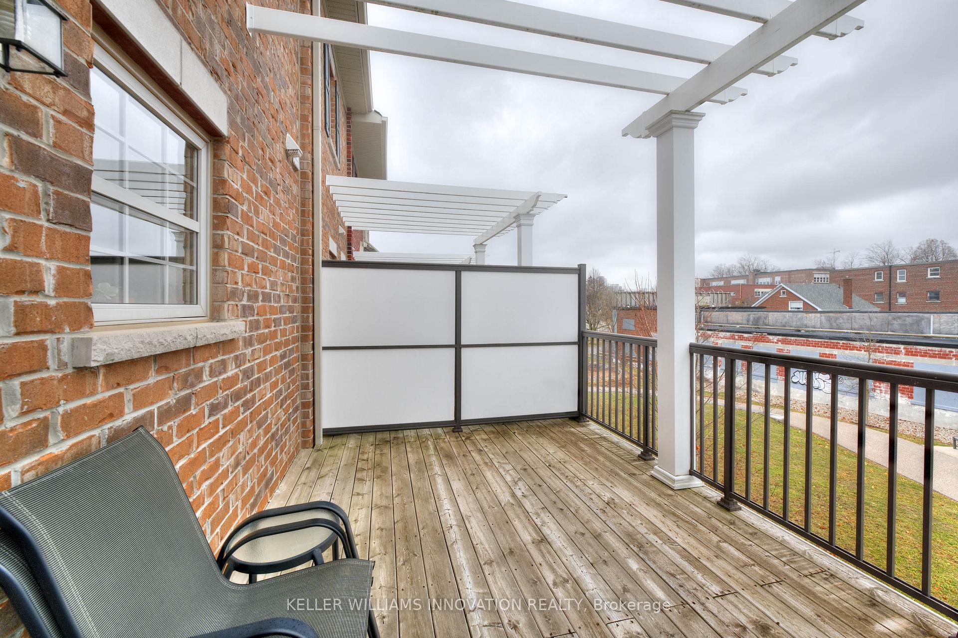 Photo 13 of 8 Cheltenham Mews, Kitchener — HOMEH