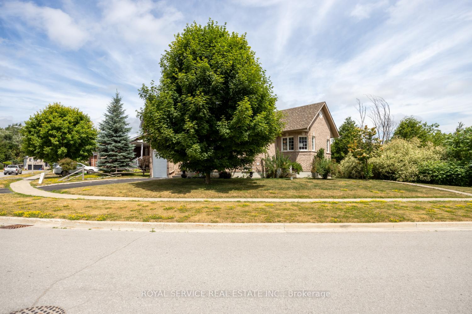 Photo 2 of 30 Brookside Street, Cavan Monaghan, Millbrook Village — HOMEH