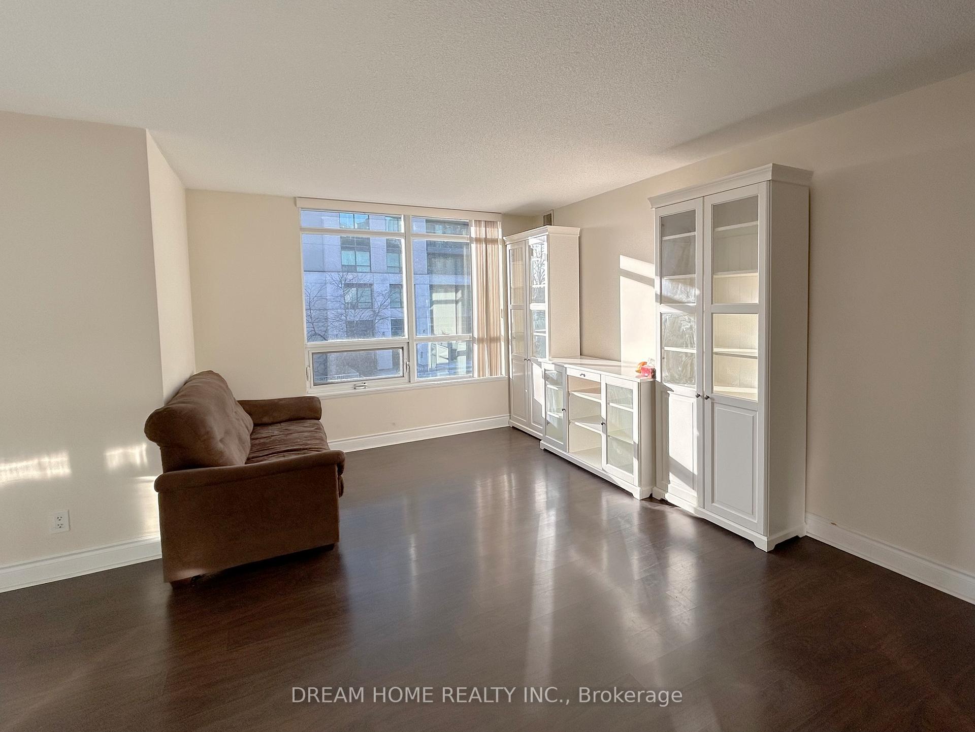 Photo 2 of Unit 215, 30 Clegg Road, Markham, Unionville — HOMEH