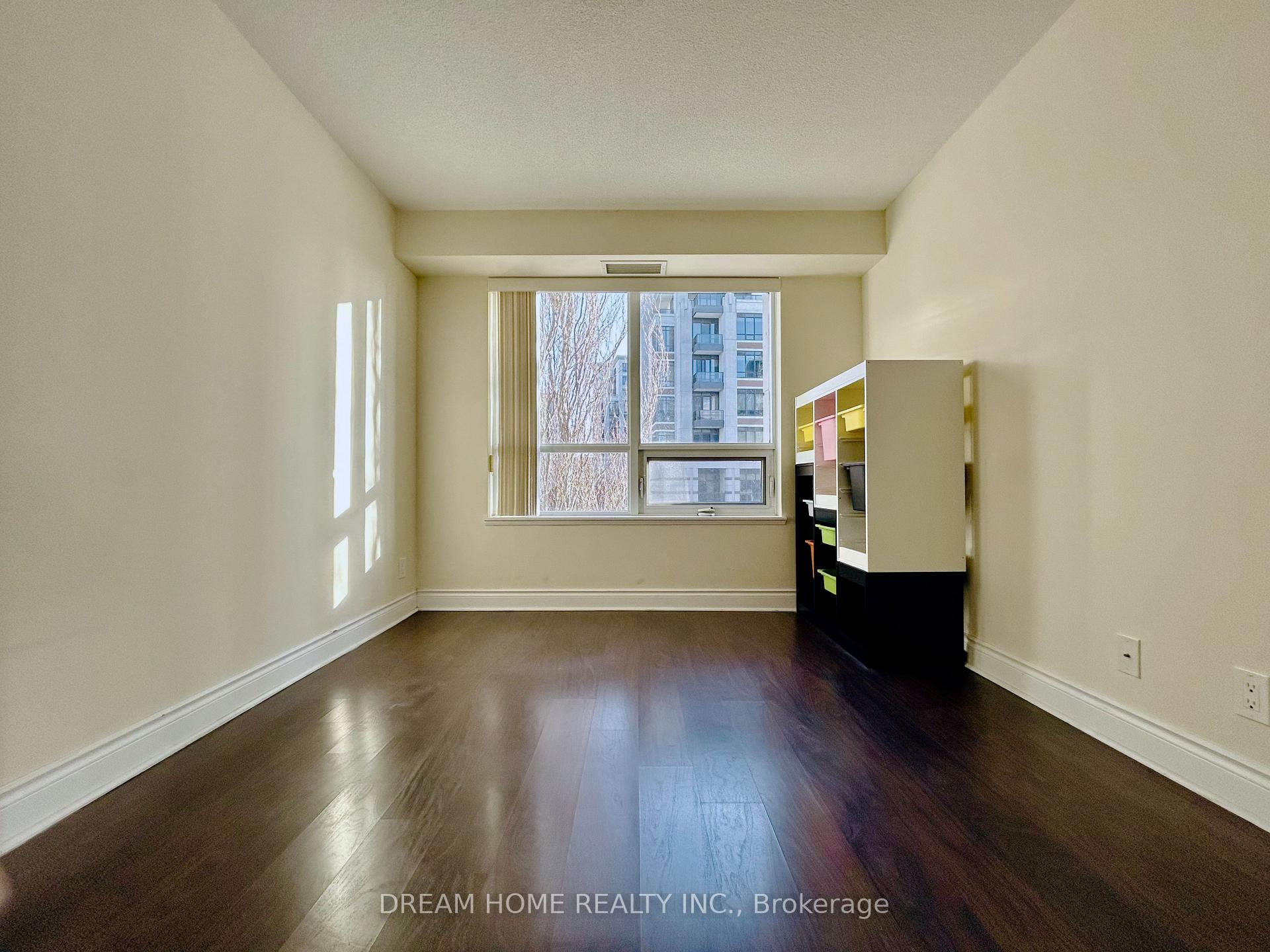 Photo 3 of Unit 215, 30 Clegg Road, Markham, Unionville — HOMEH