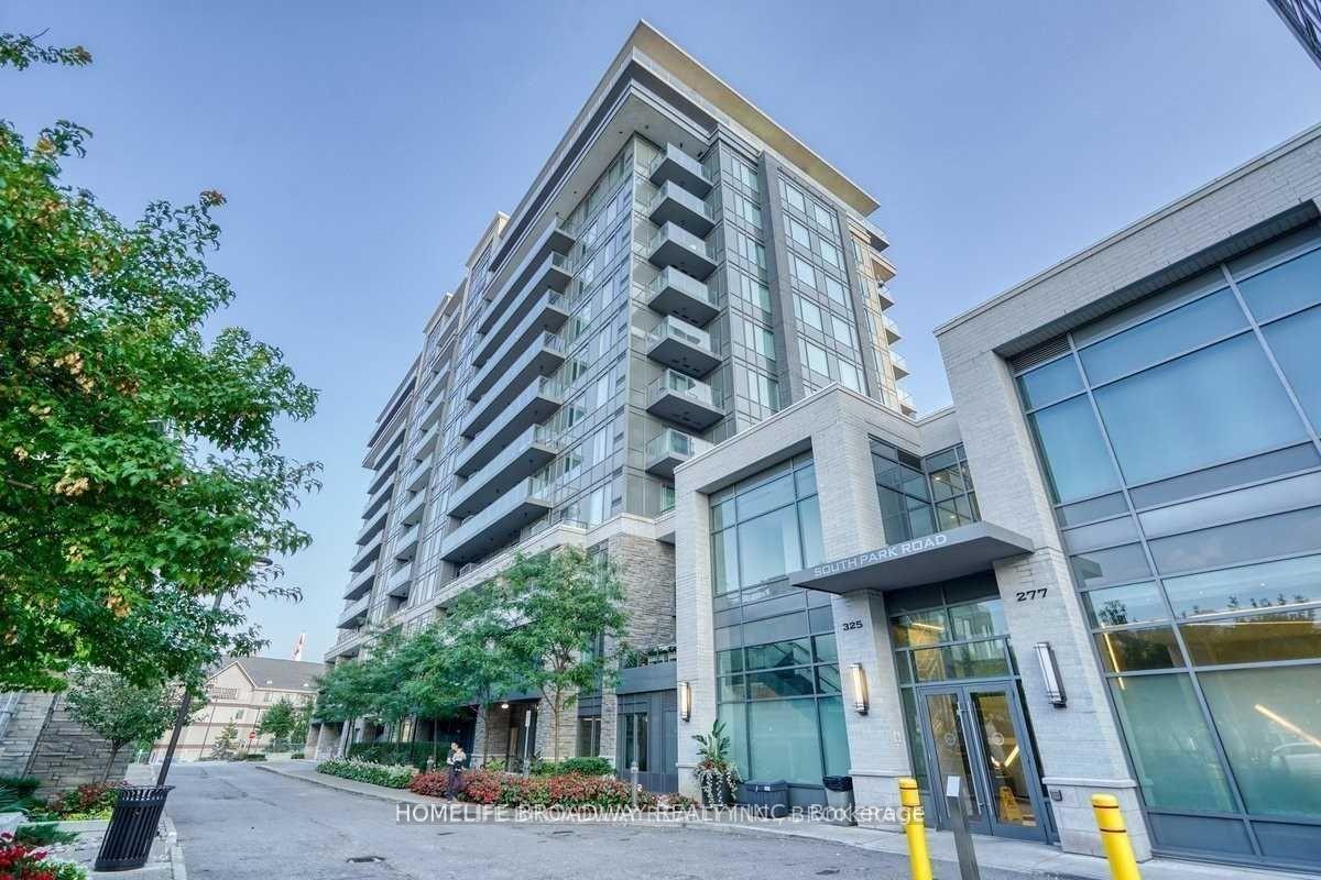 Front of Unit 905, 325 South Park Road