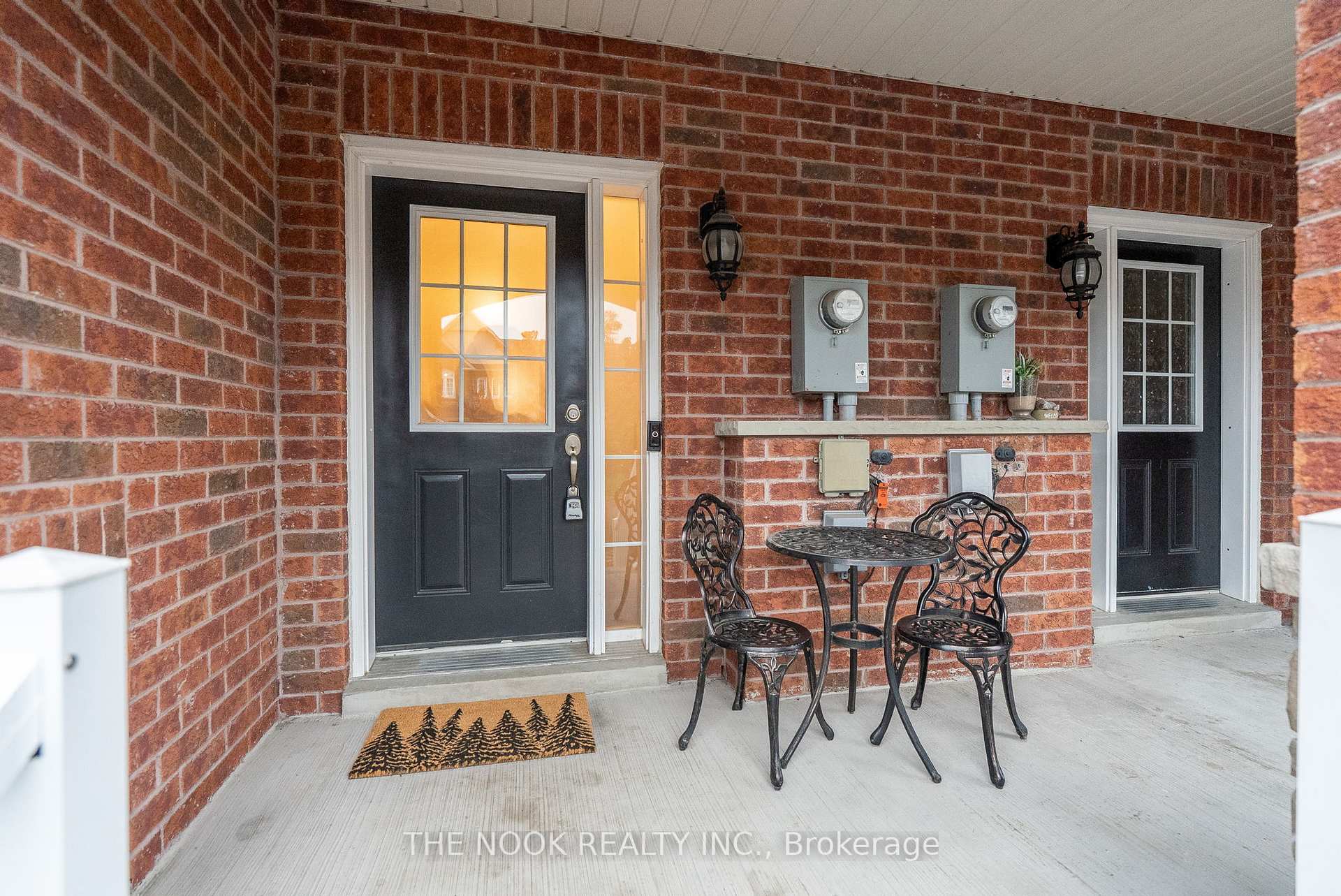Photo 4 of 82 Westover Drive, Clarington, Bowmanville — HOMEH