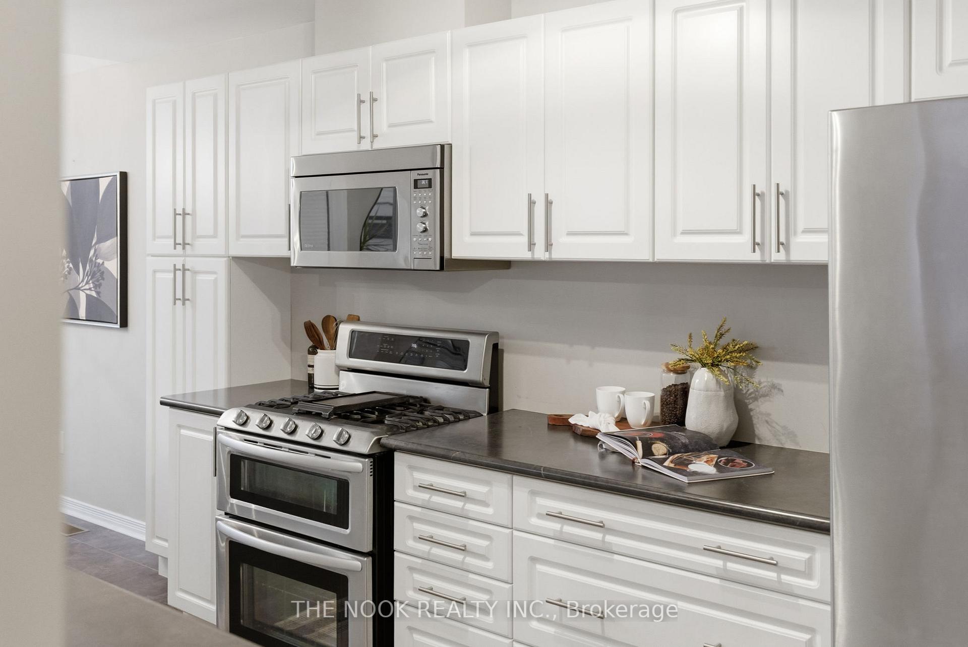 Photo 7 of 82 Westover Drive, Clarington, Bowmanville — HOMEH