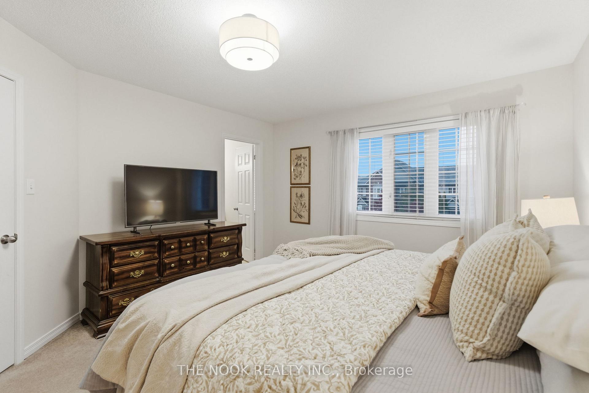 Photo 27 of 82 Westover Drive, Clarington, Bowmanville — HOMEH