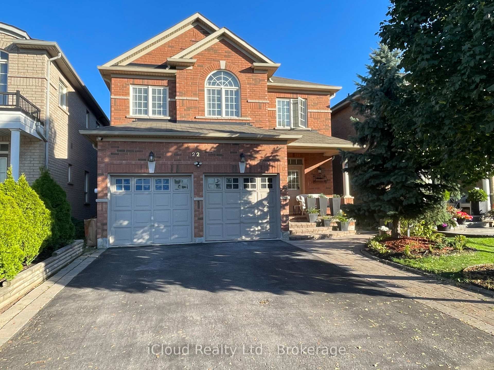 Front of 22 Fallgate Drive