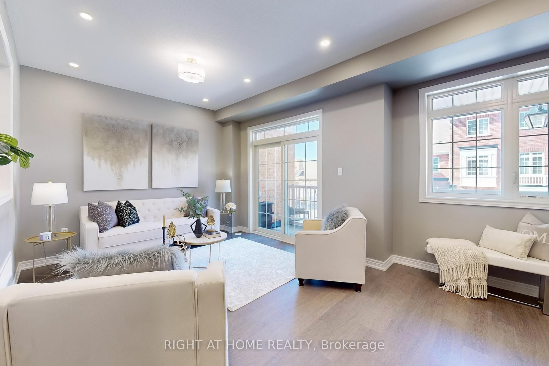 Photo 5 of 21 Fanny Grove Way, Markham, Greensborough — HOMEH
