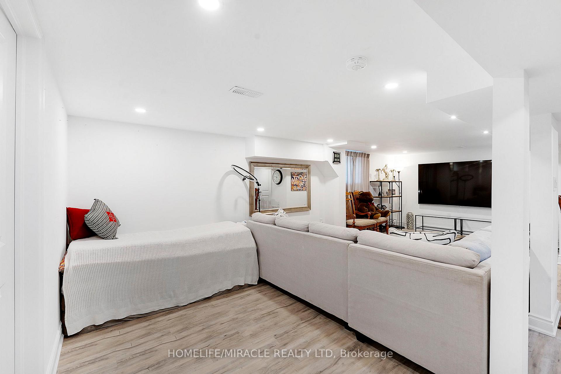 Photo 45 of 23 Thorley Drive, Hamilton, Berrisfield — HOMEH