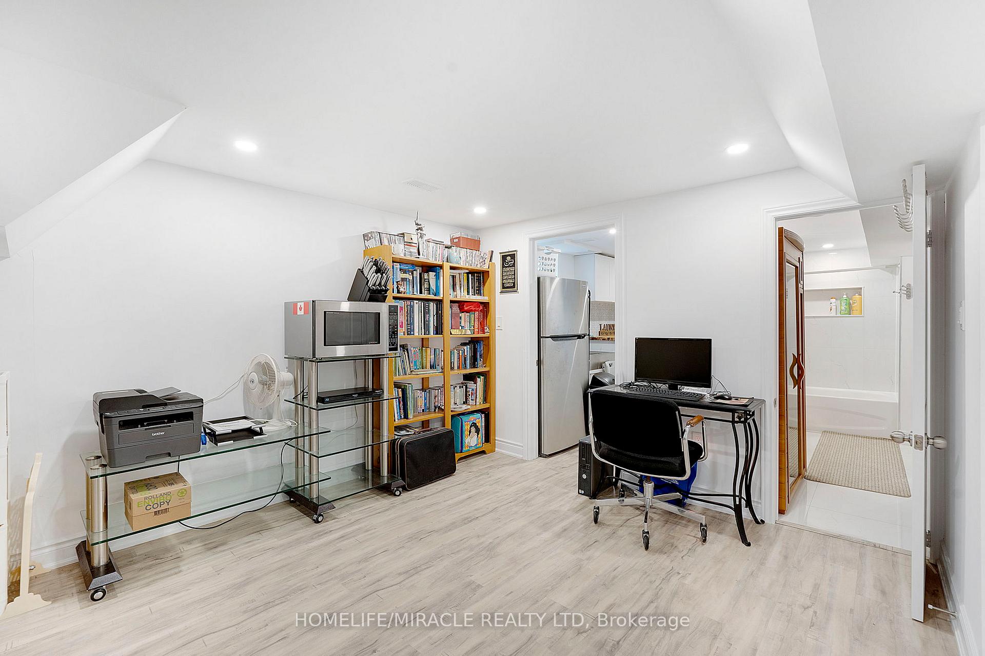 Photo 57 of 23 Thorley Drive, Hamilton, Berrisfield — HOMEH