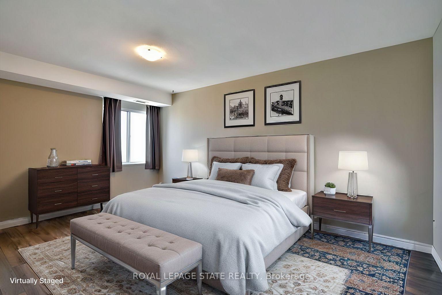 Photo 5 of Unit 1701, 301 Frances Avenue, Hamilton, Lakeshore — HOMEH
