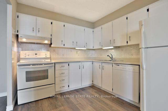 Photo 23 of Unit 1701, 301 Frances Avenue, Hamilton, Lakeshore — HOMEH
