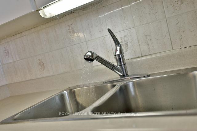 Photo 24 of Unit 1701, 301 Frances Avenue, Hamilton, Lakeshore — HOMEH