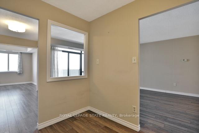 Photo 25 of Unit 1701, 301 Frances Avenue, Hamilton, Lakeshore — HOMEH