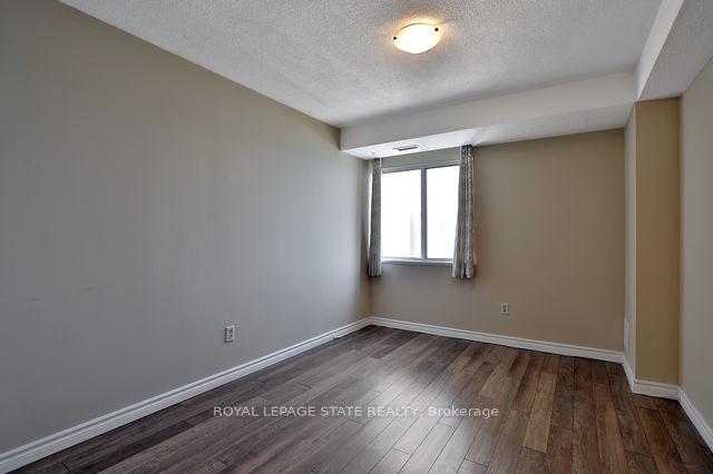 Photo 31 of Unit 1701, 301 Frances Avenue, Hamilton, Lakeshore — HOMEH