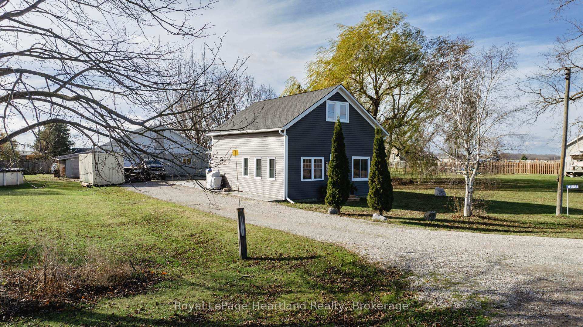 Photo 2 of 41581 Summerhill Road, Central Huron, Hullett — HOMEH