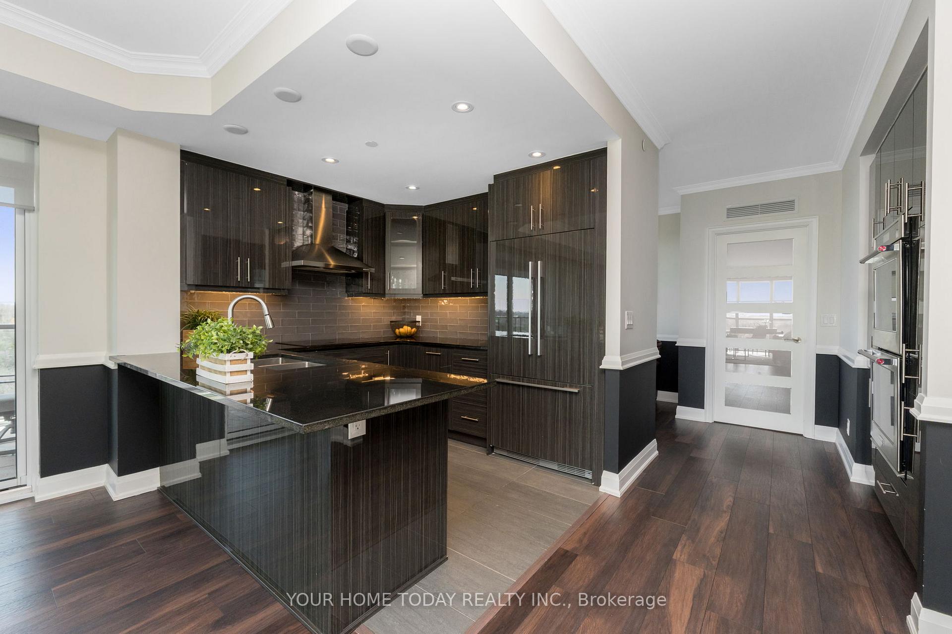 Photo 6 of Unit 1004, 50 Hall Road, Halton Hills, Georgetown — HOMEH