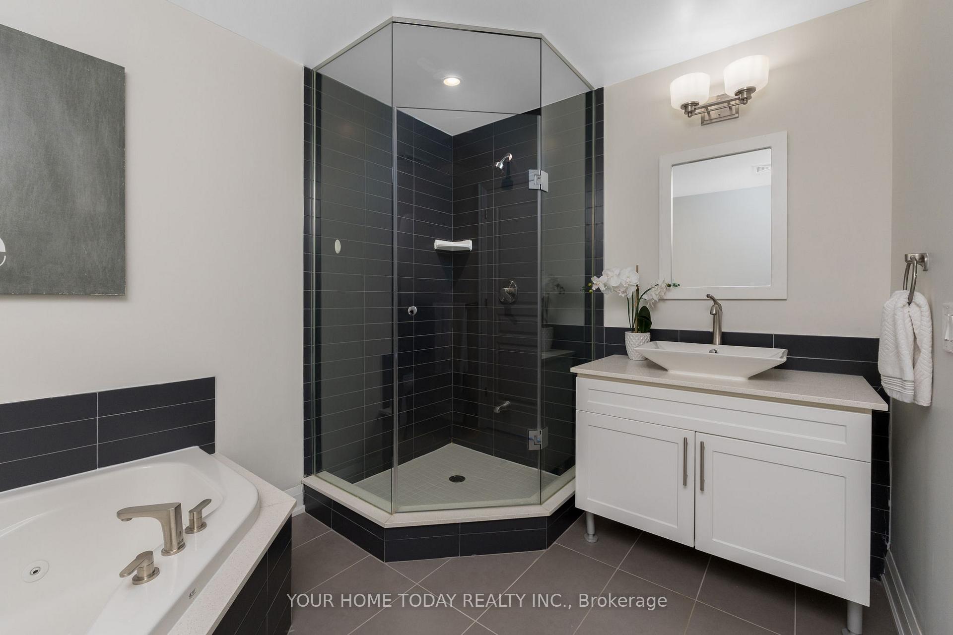 Photo 30 of Unit 1004, 50 Hall Road, Halton Hills, Georgetown — HOMEH