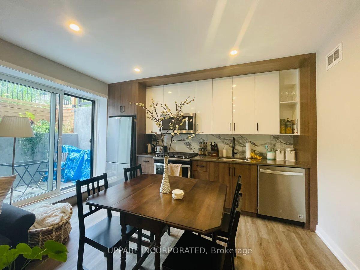 Photo 4 of Unit B, 681 Edison Avenue, Ottawa, Laurentianview — HOMEH