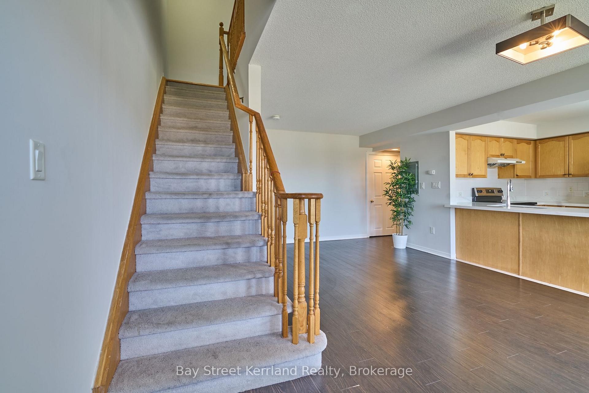 Photo 10 of Unit 21, 2105 Bur Oak Avenue, Markham, Greensborough — HOMEH