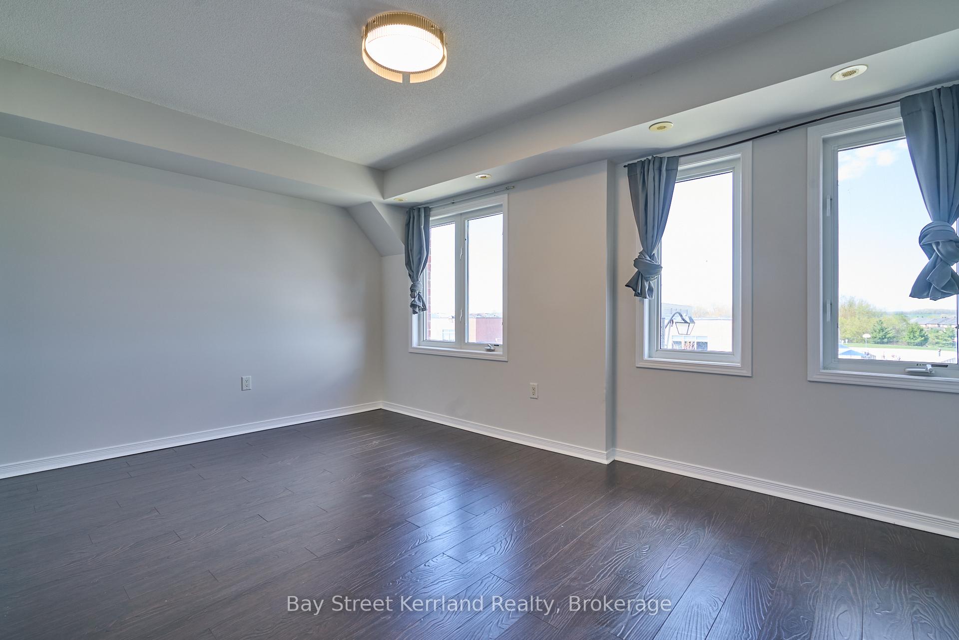 Photo 13 of Unit 21, 2105 Bur Oak Avenue, Markham, Greensborough — HOMEH